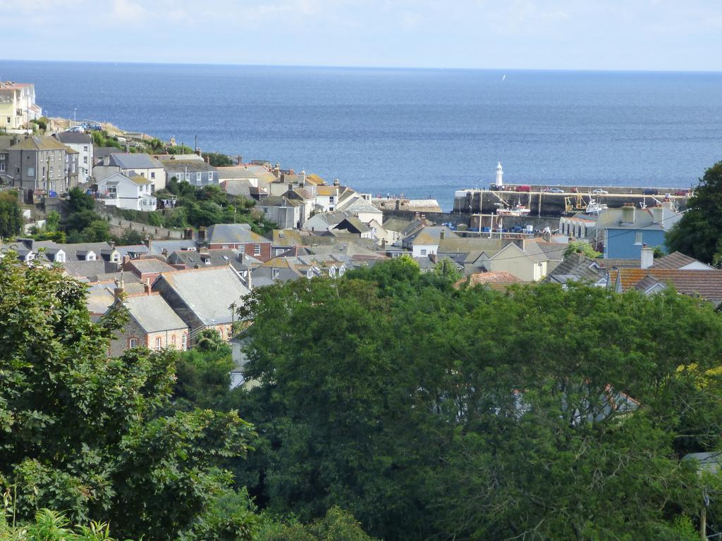 Bacchus Hotel Mevagissey Bagian luar foto