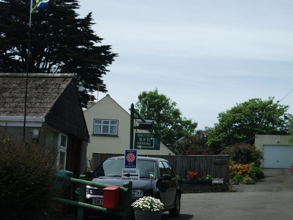 Bacchus Hotel Mevagissey Bagian luar foto