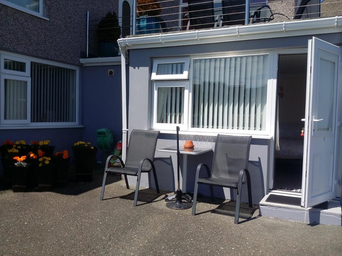 Bacchus Hotel Mevagissey Bagian luar foto