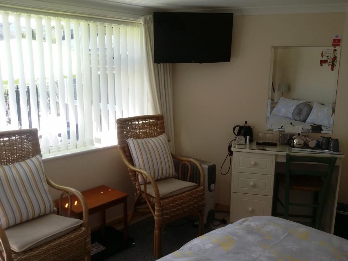 Bacchus Hotel Mevagissey Bagian luar foto